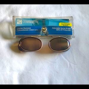 CLIP ON POLYCARBONATE AVIATOR TORTOISE SUNGLASSES